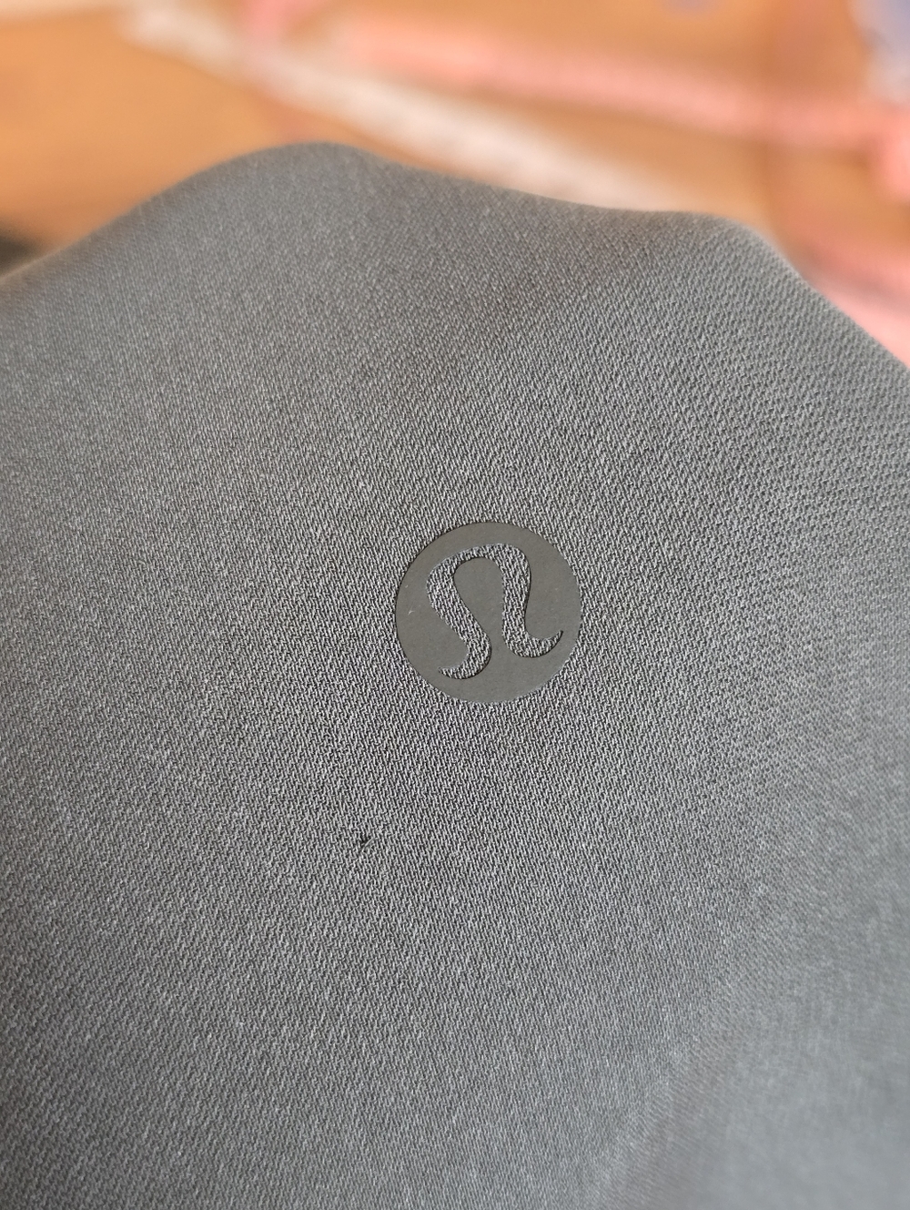 Lululemon On The Fly Pant *Woven Dark Olive 8 - Picture 6 of 14